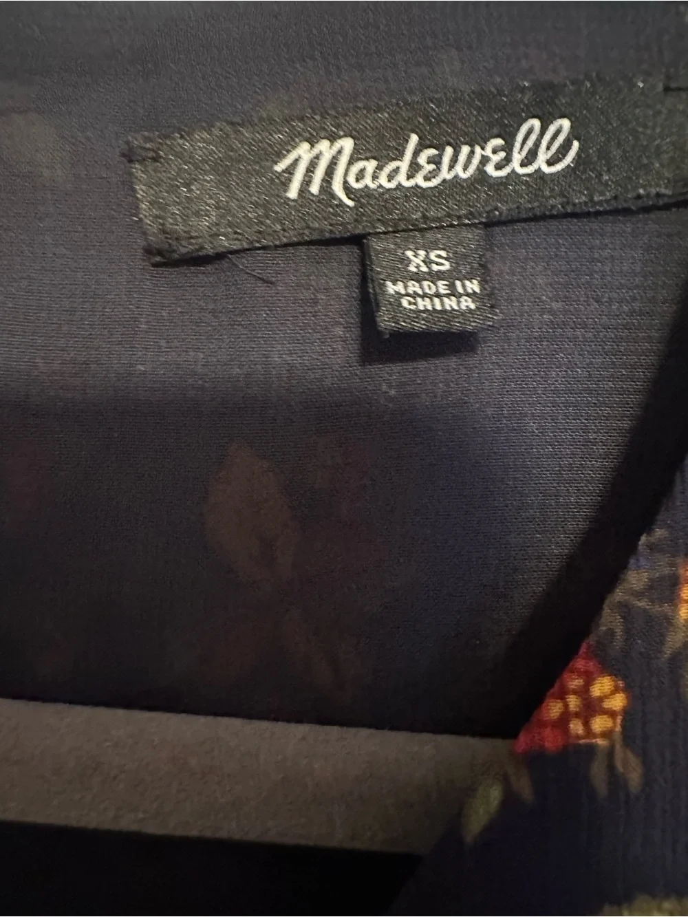 Madewell women’s navy blue floral top size xs